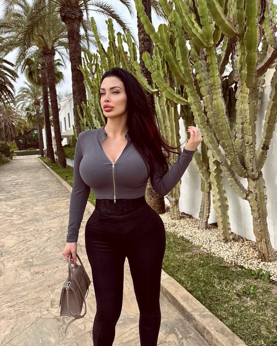 12 days post operation. Recovery is going well🔥 https://t.co/63E6RjXxW6