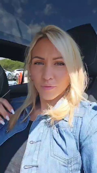 🔞Ça arrive semaine🔞
#rt si tu aimerais me croiser en club 😈 https://t.co/KC6koH21Yl