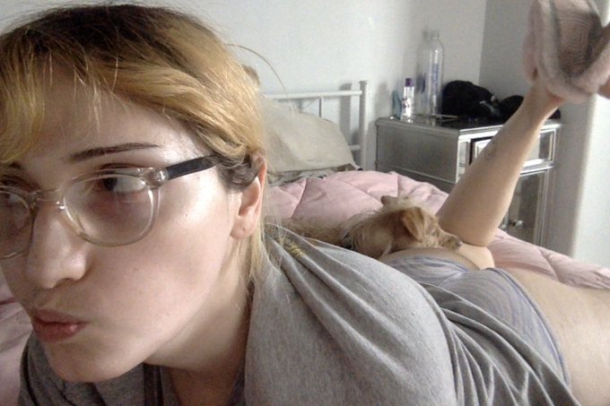 anyone else's dog use your butt as a pillow? 🥹 https://t.co/sPz57NBWnF